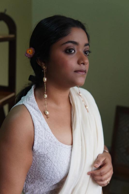 PEARL STRING EARRINGS